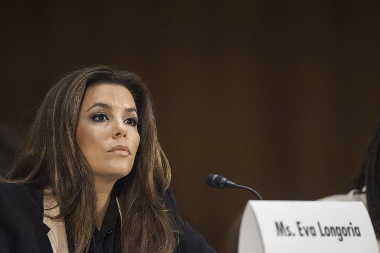 Eva Longoria, de ‘Desperate Housewives’, ganha homenagem no Senado americano