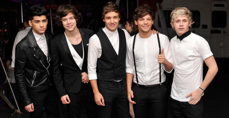 One Direction canta hit do Backstreet Boys em show. Assista!