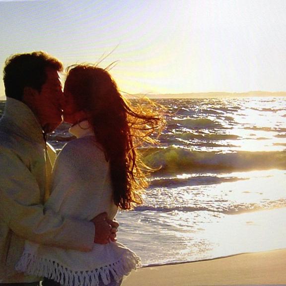 Vera Viel faz declaração de amor para Rodrigo Faro; casal completa 16 anos juntos