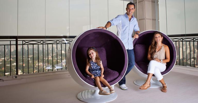 Helio Castroneves diz que passou a acelerar mais na pista para dividir o pódio com a filha