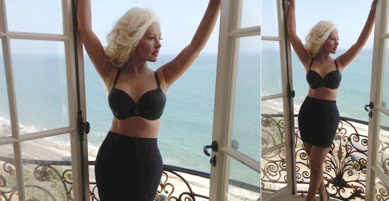 Christina Aguilera volta a surpreender com boa forma
