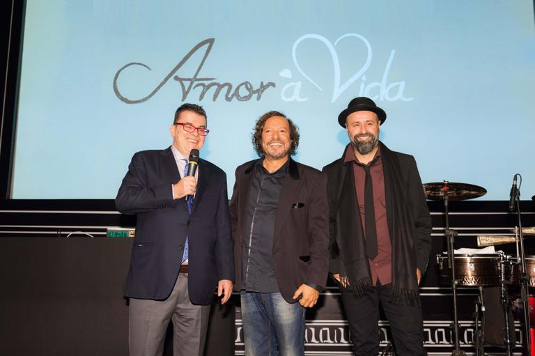 Astros de Amor à Vida em Soirée