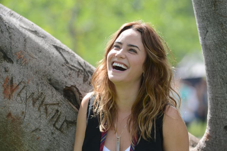 Após término com Cássio Reis, Fernanda Vasconcellos posta piada sobre fim de namoro