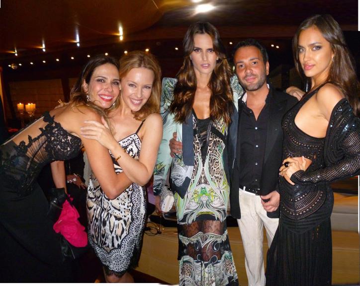 Um mar de estrelas no iate de Cavalli