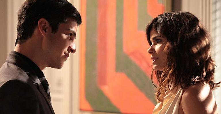 ‘Amor à Vida’: Félix percebe movimentação de Aline e ameaça: ‘Não se meta com a minha família’