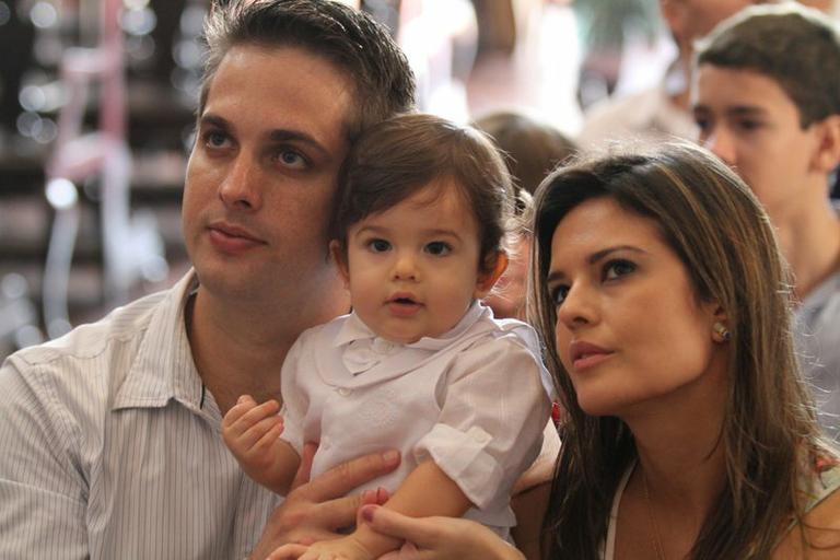 Raquel Nunes batiza o filho Arthur no Outeiro da Gloria