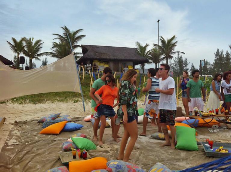 Rafael Almeida dirige clipe