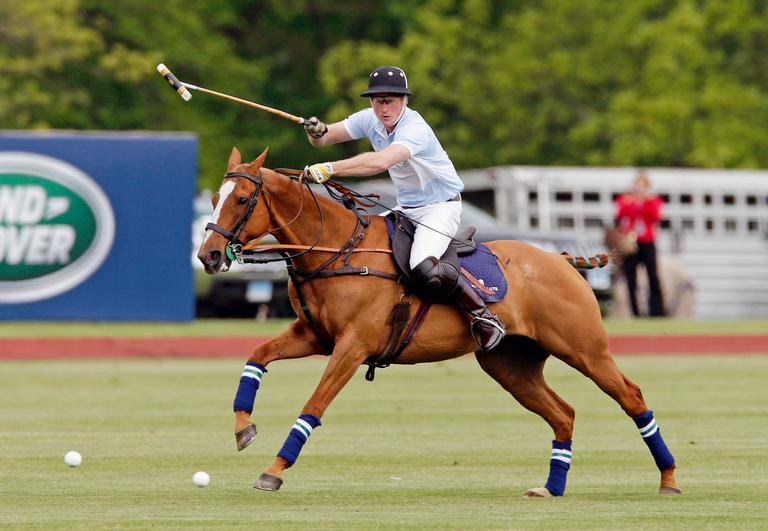 Príncipe Harry vence polo nos EUA