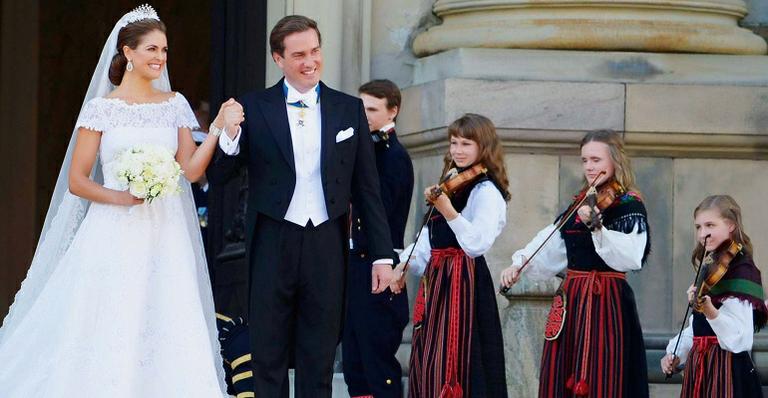 Pompa e circunstância no casamento da princesa Madeleine