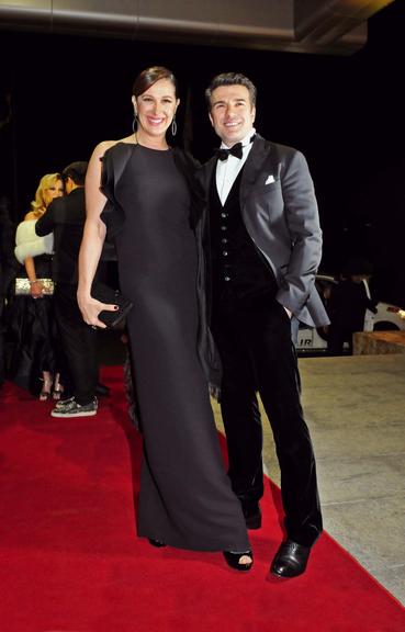 Claudia Raia prestigia gala do bem