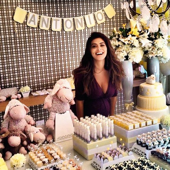 O chá de bebê de Juliana Paes