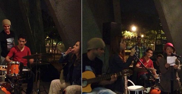 Atores de Malhação tocam e recitam poesia em sarau no Rio