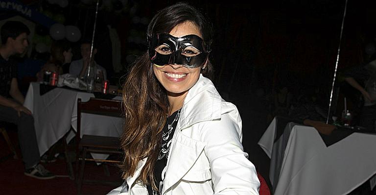 Festa de 15 anos do filho de Daniela Escobar reúne amigos famosos