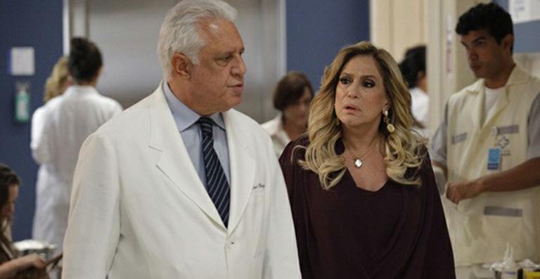 ‘Amor à Vida’: Aline arma para Pilar descobrir traição de César