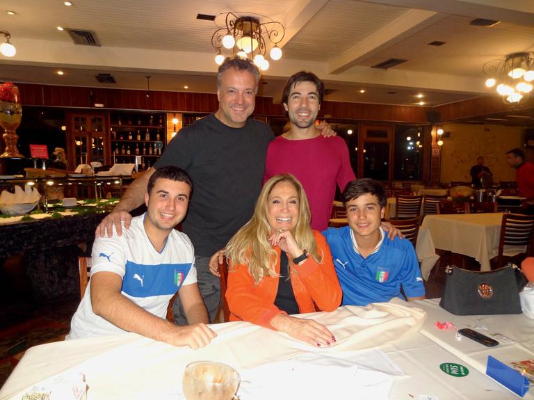Susana Vieira reúne os seus grandes amores