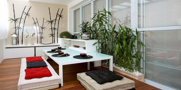 Peças compradas em viagens podem compor uma decoração harmoniosa. Saiba como