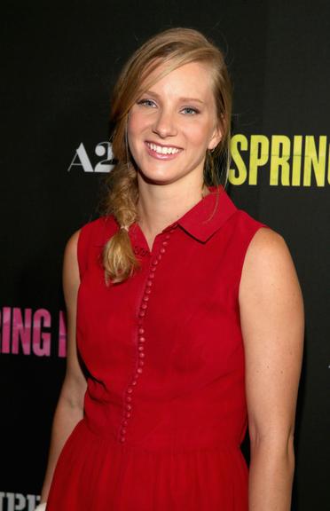 Atriz de Glee dá à luz um menino