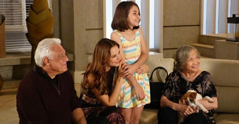 ‘Amor à Vida’: Félix fica furioso ao descobrir que Paulinha pretende ser médica