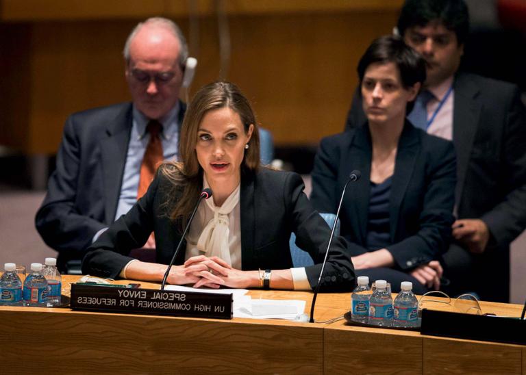 Engajada Angelina Jolie na ONU