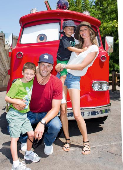 Gisele Bündchen e Tom Brady na Disney