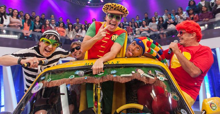 Antes de filme, Rodrigo Faro revive a banda Mamonas Assassinas na TV