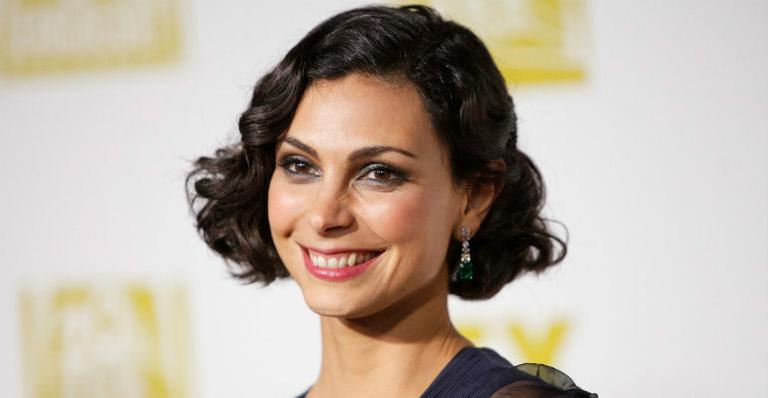 Brasileira, Morena Baccarin comemora indicação ao Emmy e já pensa no que vestir