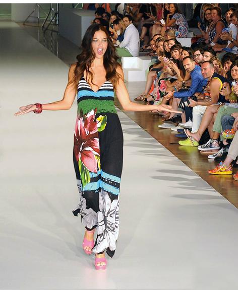 O poder de Adriana Lima em Barcelona