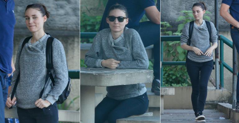 Rooney Mara curte o Rio de Janeiro antes de rodar filme com Selton Mello e Wagner Moura