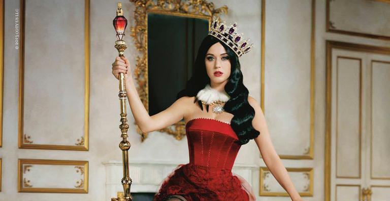 Cuidado, Madonna! Katy Perry aparece como rainha em novo ensaio