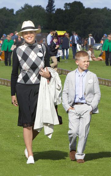 Estilosos Sharon Stone e Roan