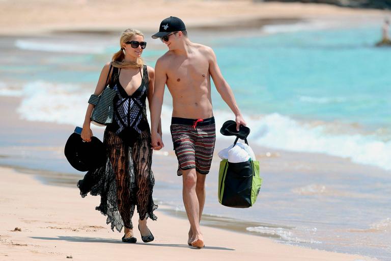 River Viiperi e Paris Hilton