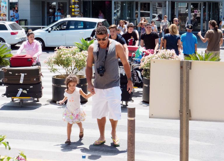 Ronaldo com o clã em Ibiza