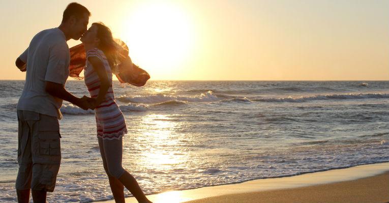Lua de mel em lugares paradisíacos nunca sai de moda. Confira 5 praias incríveis