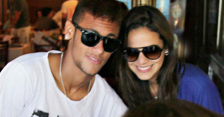 Neymar faz declaração para Bruna Marquezine: a distância é grande, mas o amor também