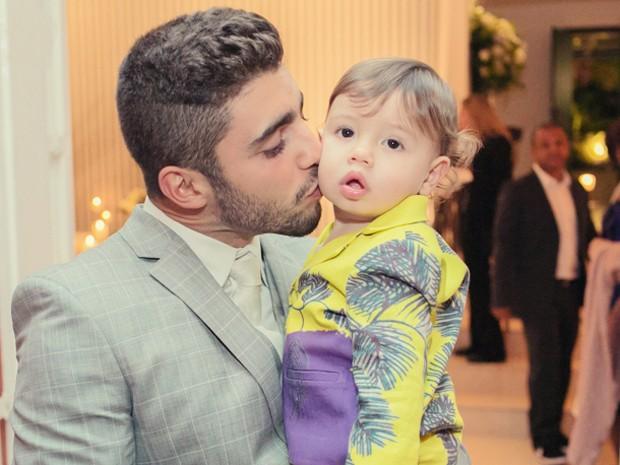 Marido de Luana Piovani fala do amor pelo filho: Se ele quiser fazer balé, vou apoiar