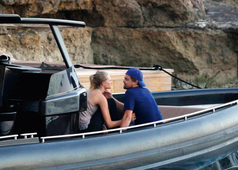 Leonardo Dicaprio in love