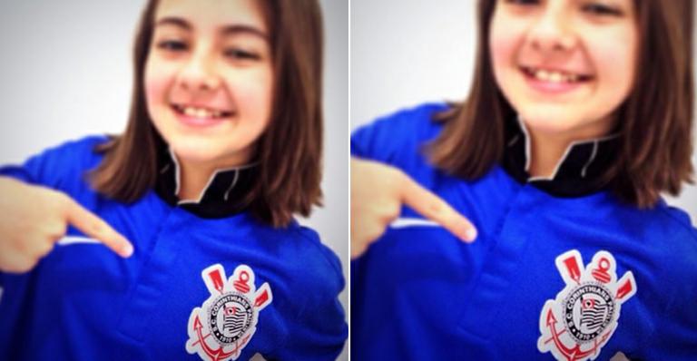 A atriz Klara Castanho faz homenagem ao Corinthians nas redes sociais