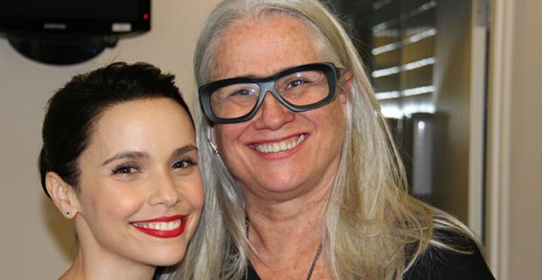 Após ‘Avenida Brasil’, Débora Falabella e Vera Holtz se encontram em gravação na Globo