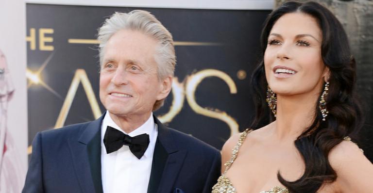 Catherine Zeta-Jones e Michael Douglas procuram terapia de casal