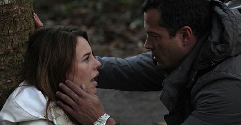 Amor à Vida: Bruno encontra Paloma amarrada em árvore