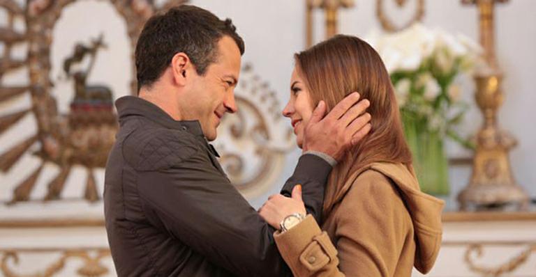 Amor à Vida: Bruno pede Paloma em casamento após resgatar Paulinha