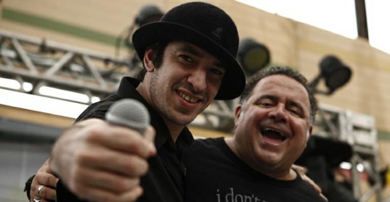 Famosos criticam piadas sobre a morte do músico Champignon: ‘Não existe prêmio para quem julga os outros mais rápido’, diz Leo Jaime