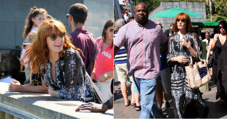 Florence Welch visita o Cristo Redentor e dá autógrafo aos fãs no Rio