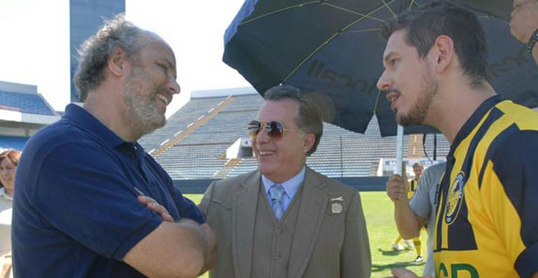 Namorado de Sabrina Sato, João Vicente de Castro contracena com Tony Ramos na TV