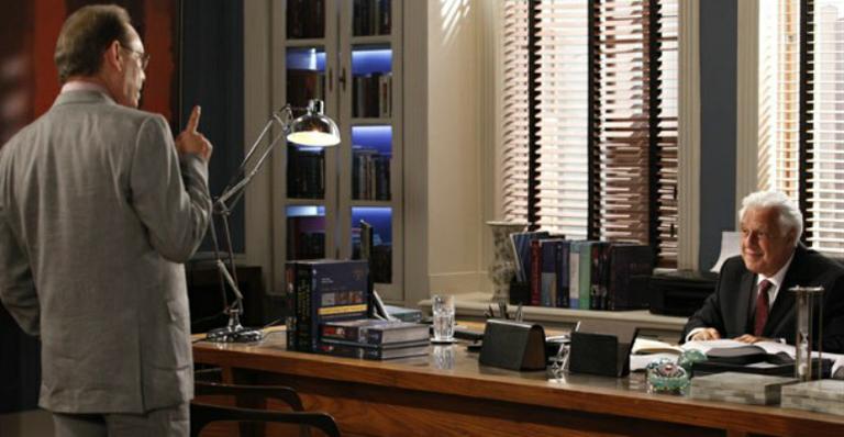 Amor à Vida: Herbert fala sobre Gina com César