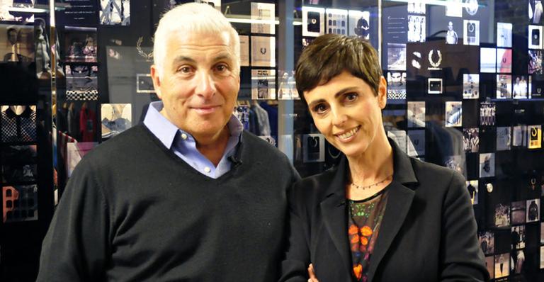 Pai de Amy Winehouse diz que filha era “desobediente, arteira e muito afetuosa”