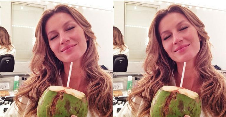Gisele Bündchen declara paixão por água de coco brasileira