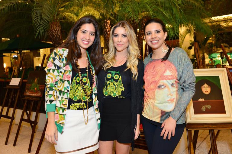 Claudia Saad mistura arte e moda em camisetas