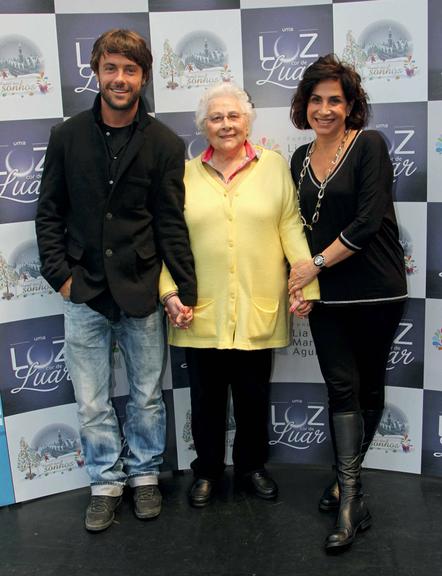 Kayky Brito e Totia Meirelles: musical