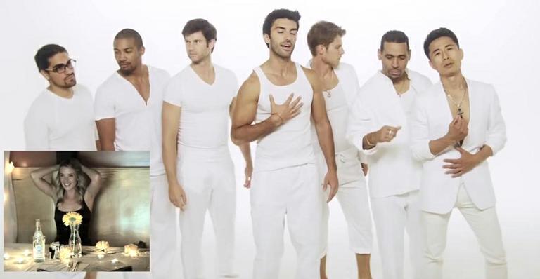 Homem faz pedido de casamento inusitado com performance de N’Sync e ABBA